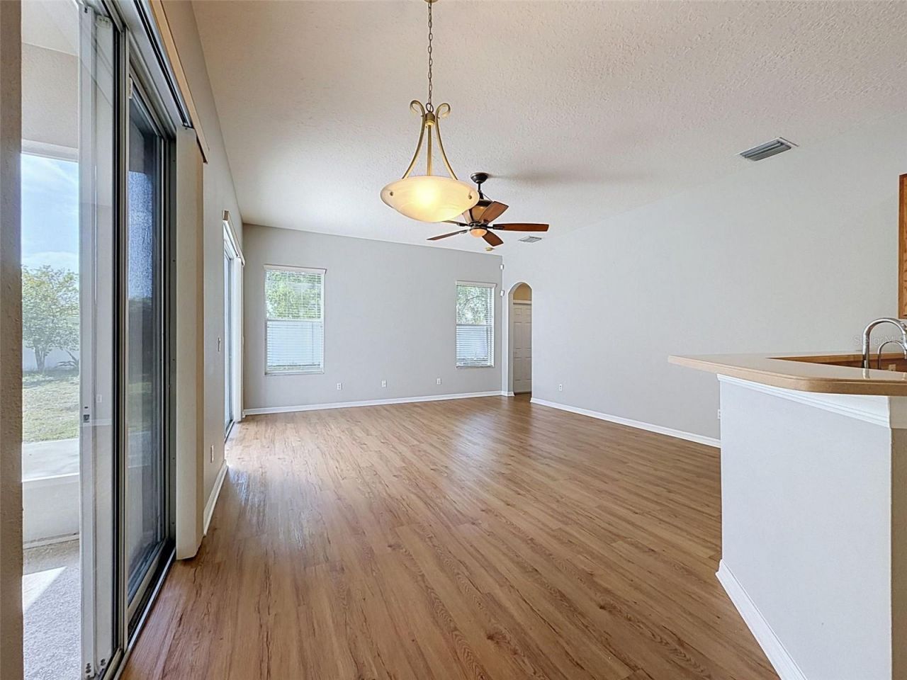 2021 Rutherford Drive , Dover, FL 33527 Photo