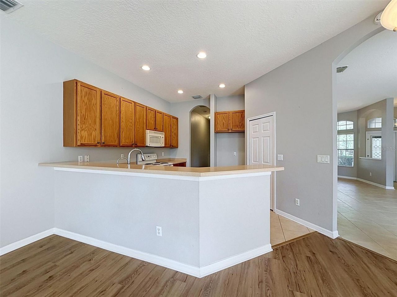2021 Rutherford Drive , Dover, FL 33527 Photo