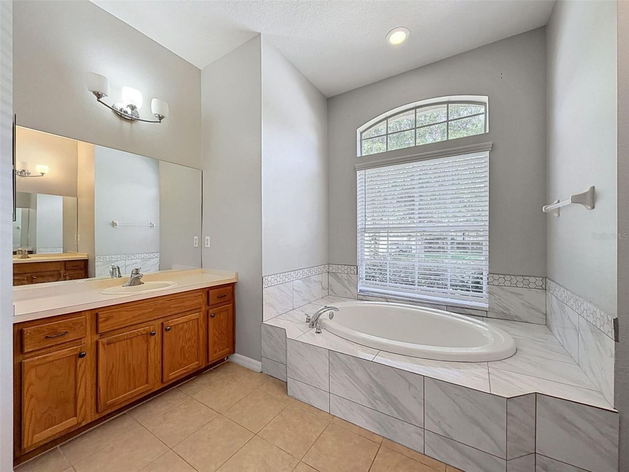2021 Rutherford Drive , Dover, FL 33527 Photo