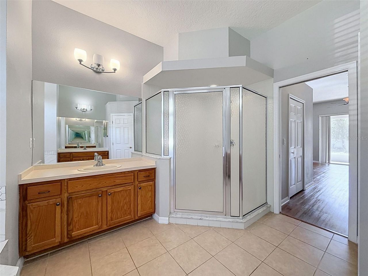 2021 Rutherford Drive , Dover, FL 33527 Photo