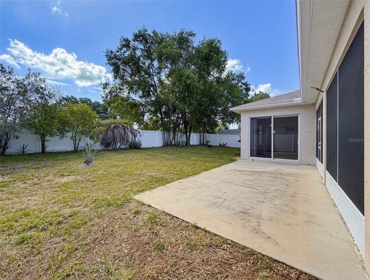 2021 Rutherford Drive , Dover, FL 33527 Photo
