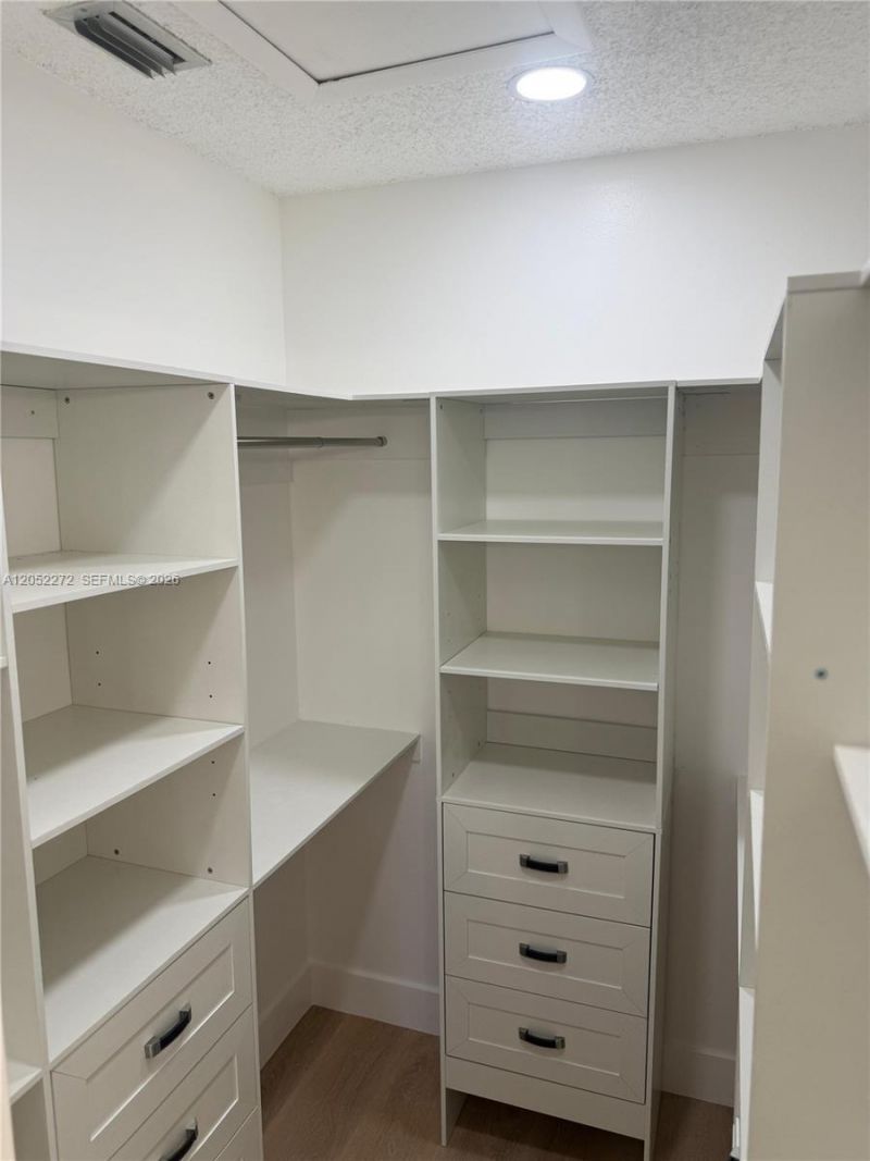 3553 Magellan Cir, Unit 317-1, Aventura, FL 33180 Photo