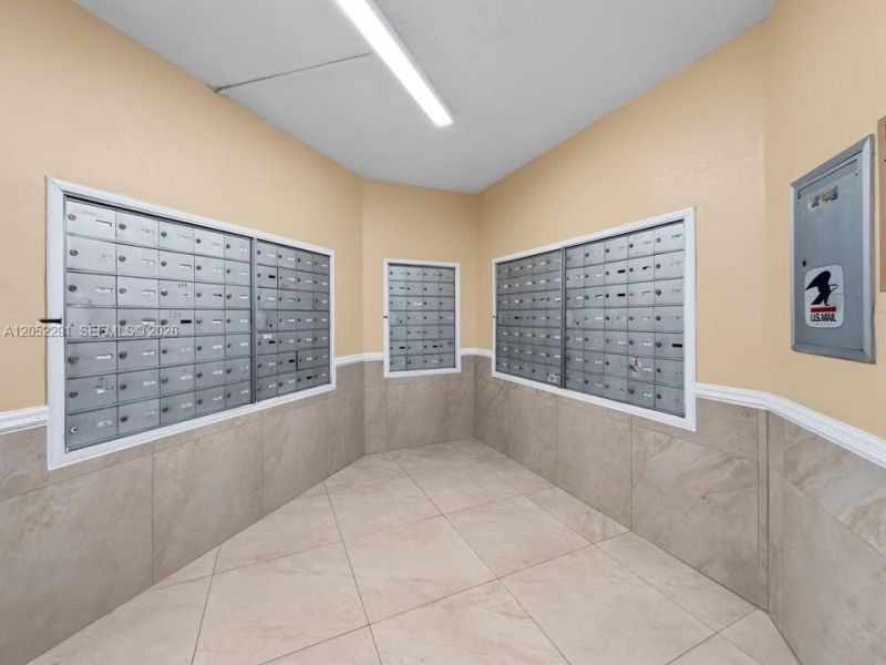 2055 SW 122nd Ave, Unit 418, Miami, FL 33175 Photo