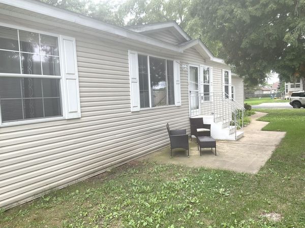 406 SPRUCE Drive , Belvidere, IL 61008