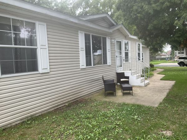 406 SPRUCE Drive , Belvidere, IL 61008