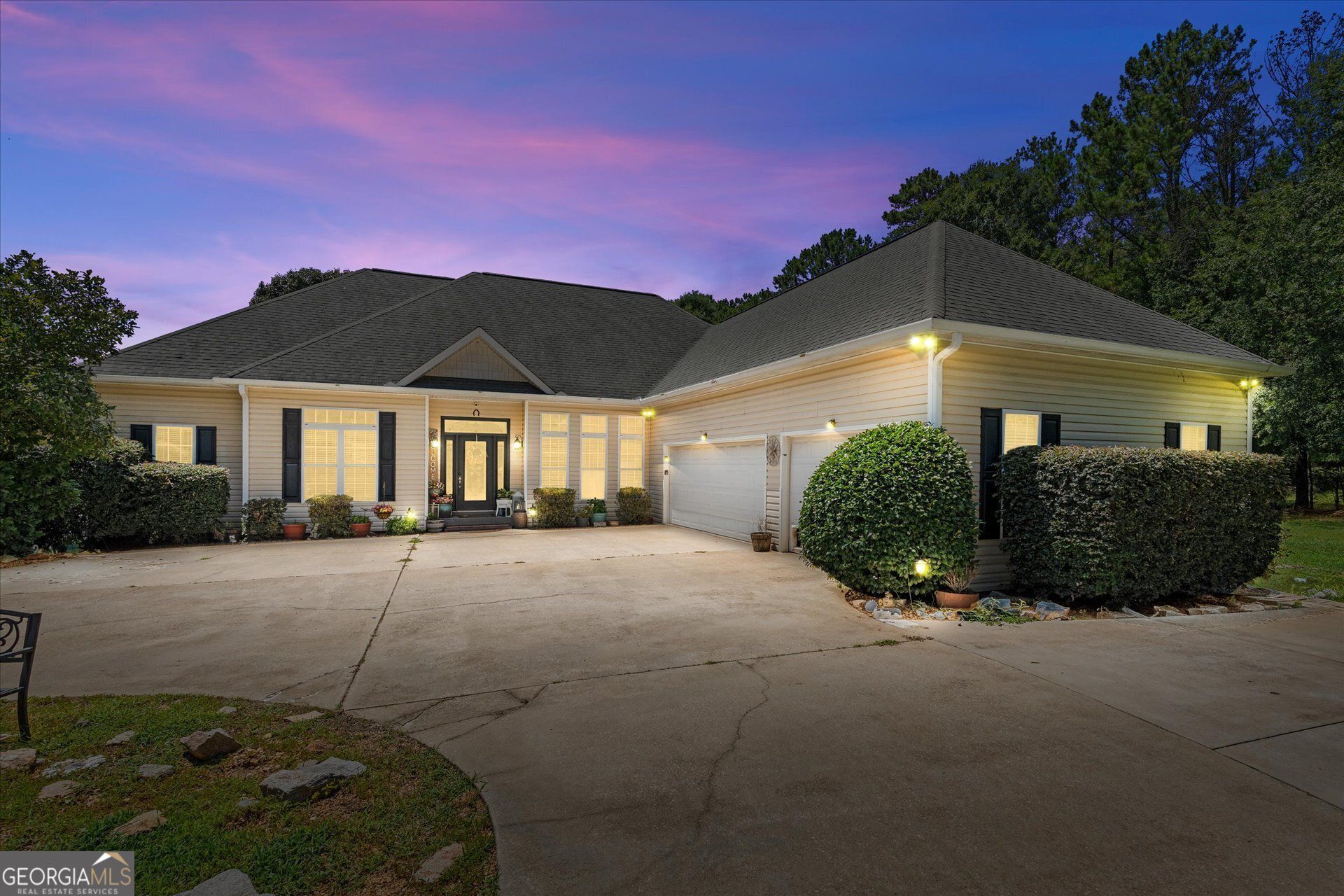 900 Old Four Notch Road, Whitesburg, GA 30185 Main Photo