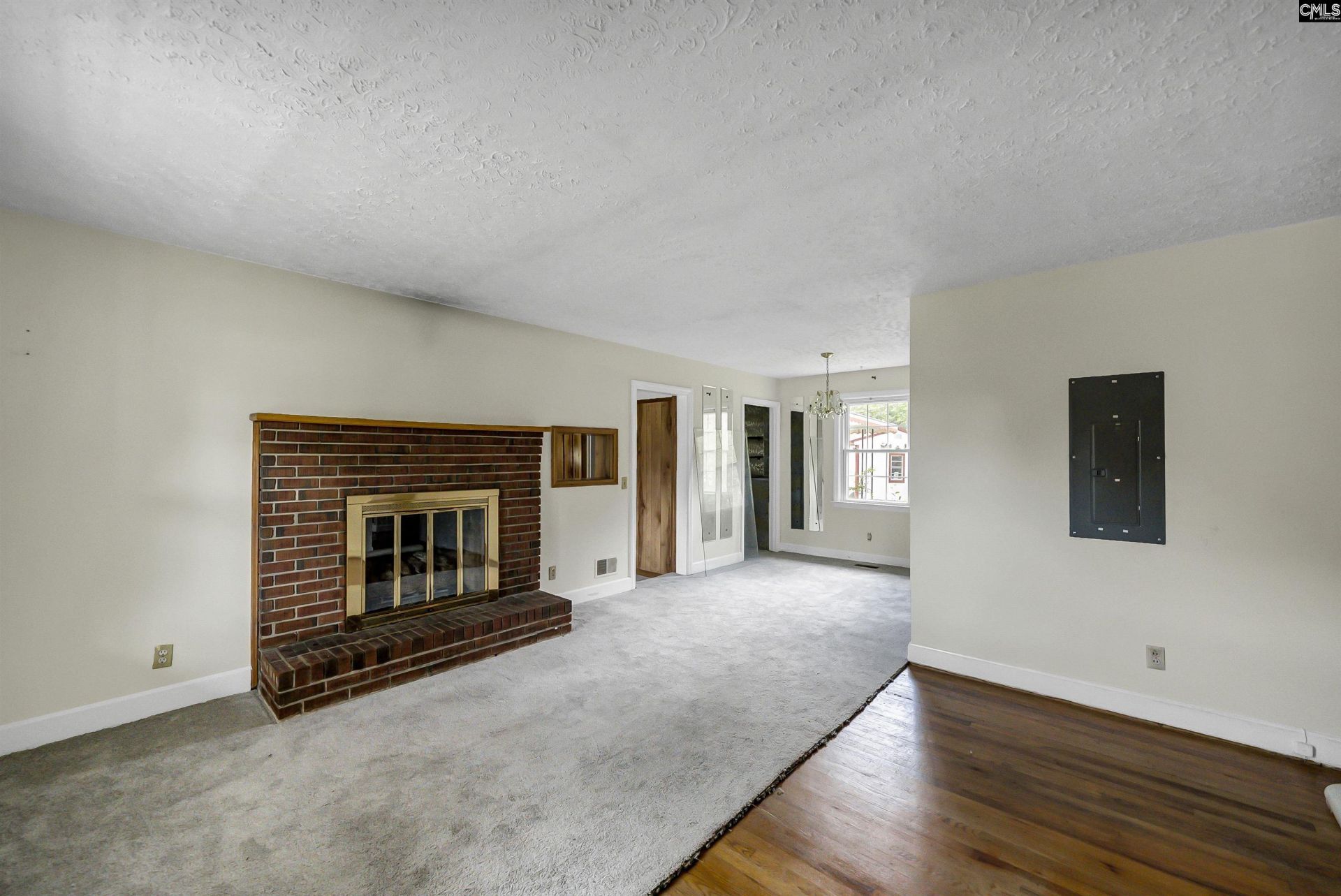 1709 Woodfield Drive  Photo 10