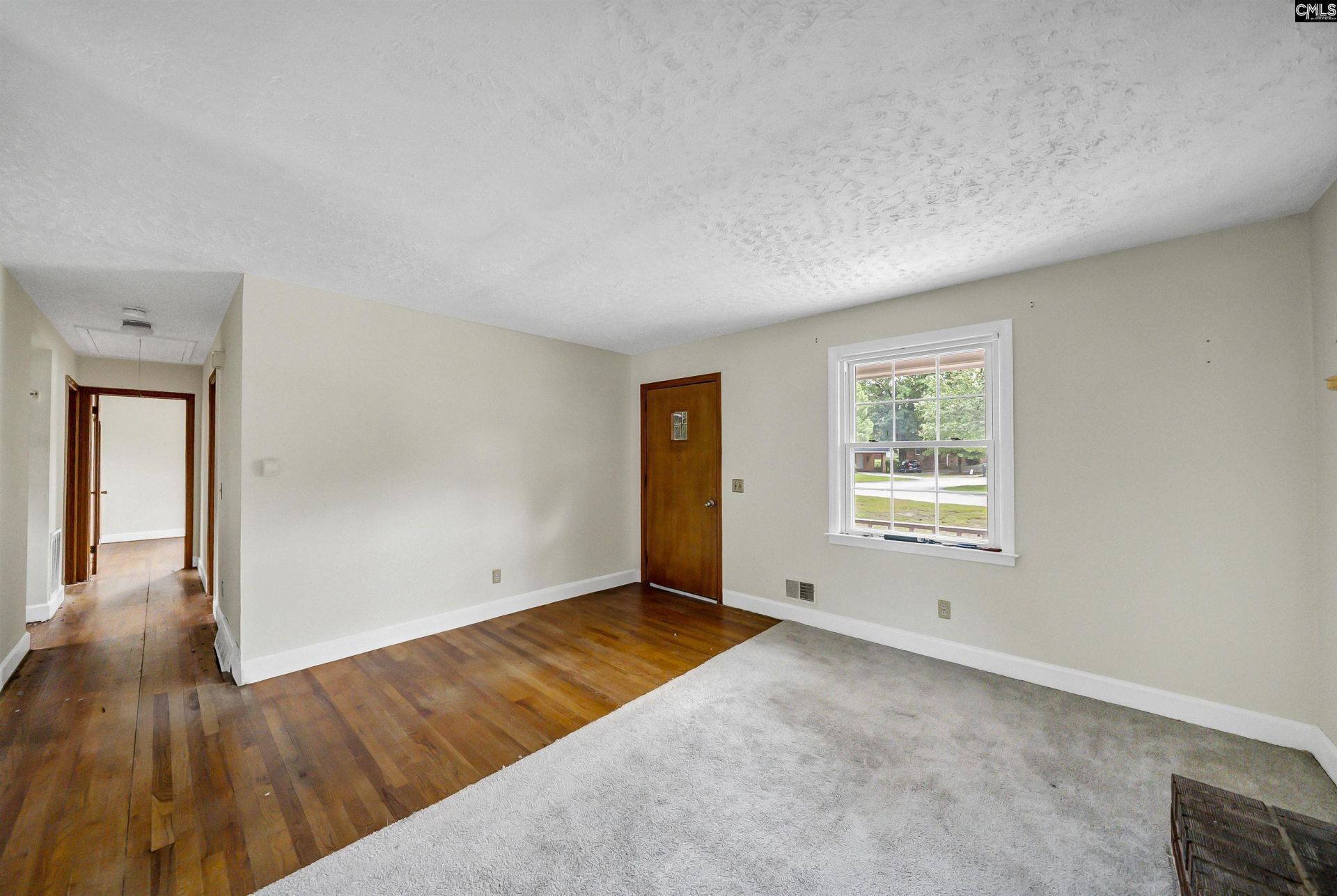 1709 Woodfield Drive  Photo 12