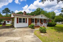 1709 Woodfield Drive  photo 4