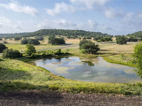 103 Fm-1047 , Evant, TX 76880