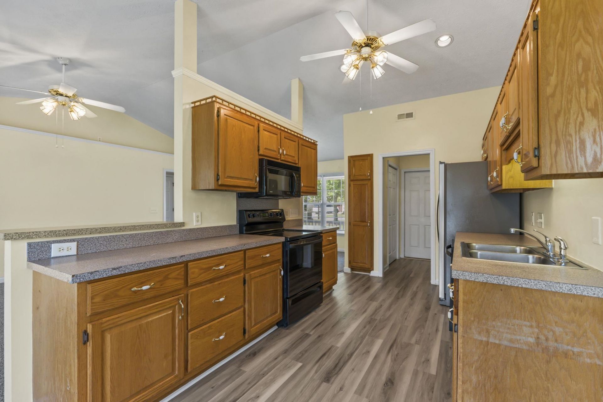 1372 Gailard Dr.  Photo 14