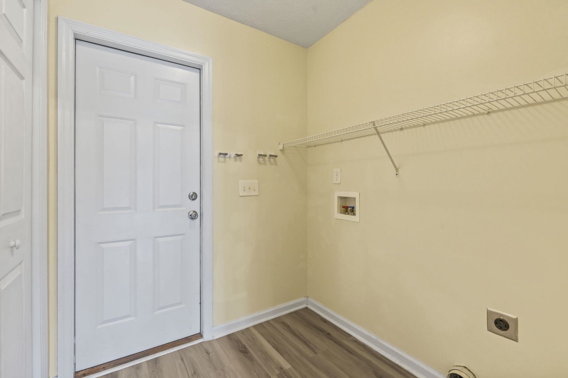 1372 Gailard Dr.  Photo 19
