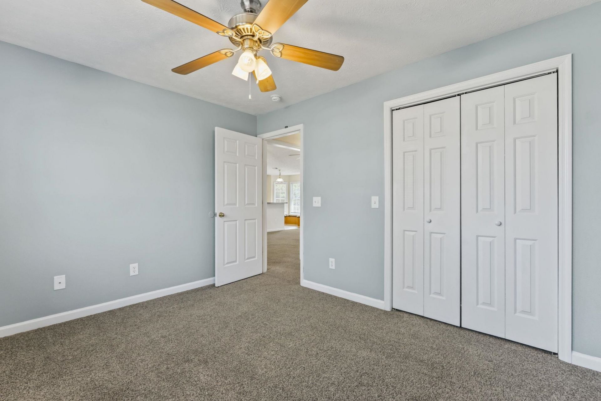 1372 Gailard Dr.  Photo 27