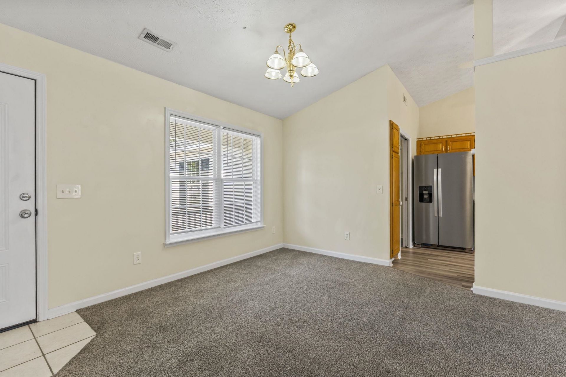 1372 Gailard Dr.  Photo 7