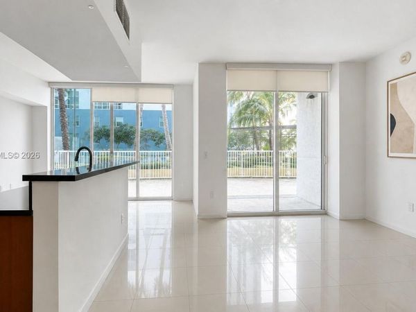 253 NE 2nd St , Unit 802, Miami, FL 33132