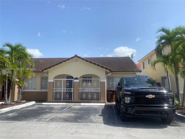 7191 W 24th Ave , Unit 50-PH5, Hialeah, FL 33016