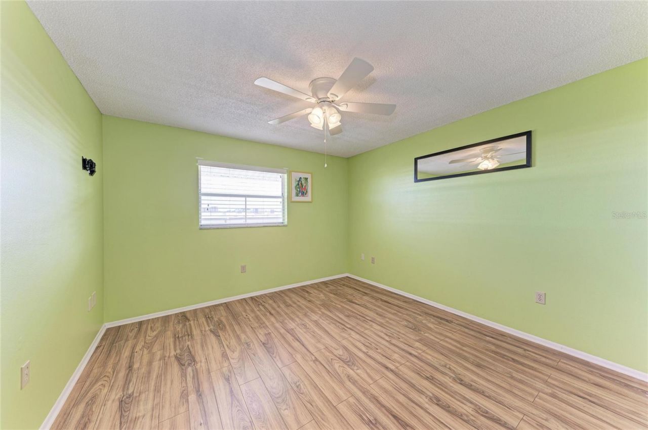 3983 Maceachen Boulevard, Unit 434, Sarasota, FL 34233 Photo