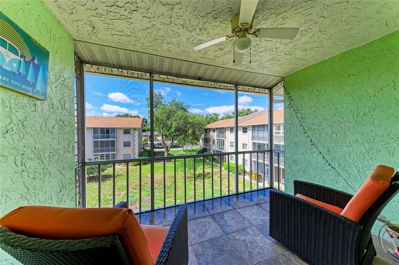 3983 Maceachen Boulevard, Unit 434, Sarasota, FL 34233 Photo