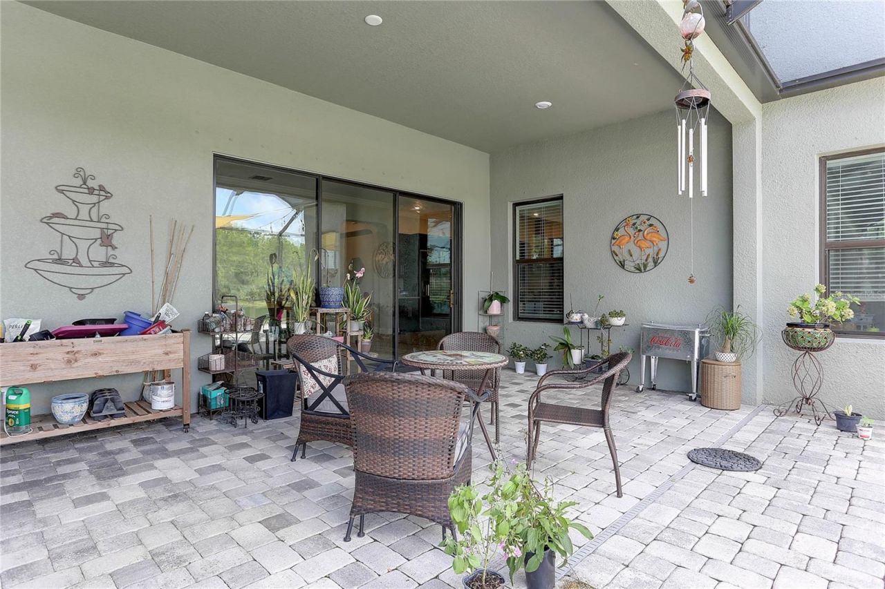 18014 Woodland View Drive, Lutz, FL 33548 Photo