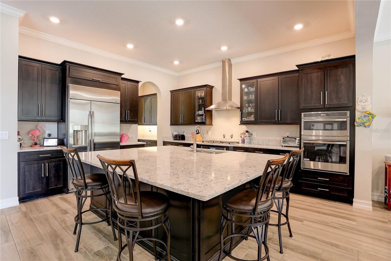 18014 Woodland View Drive, Lutz, FL 33548 Photo