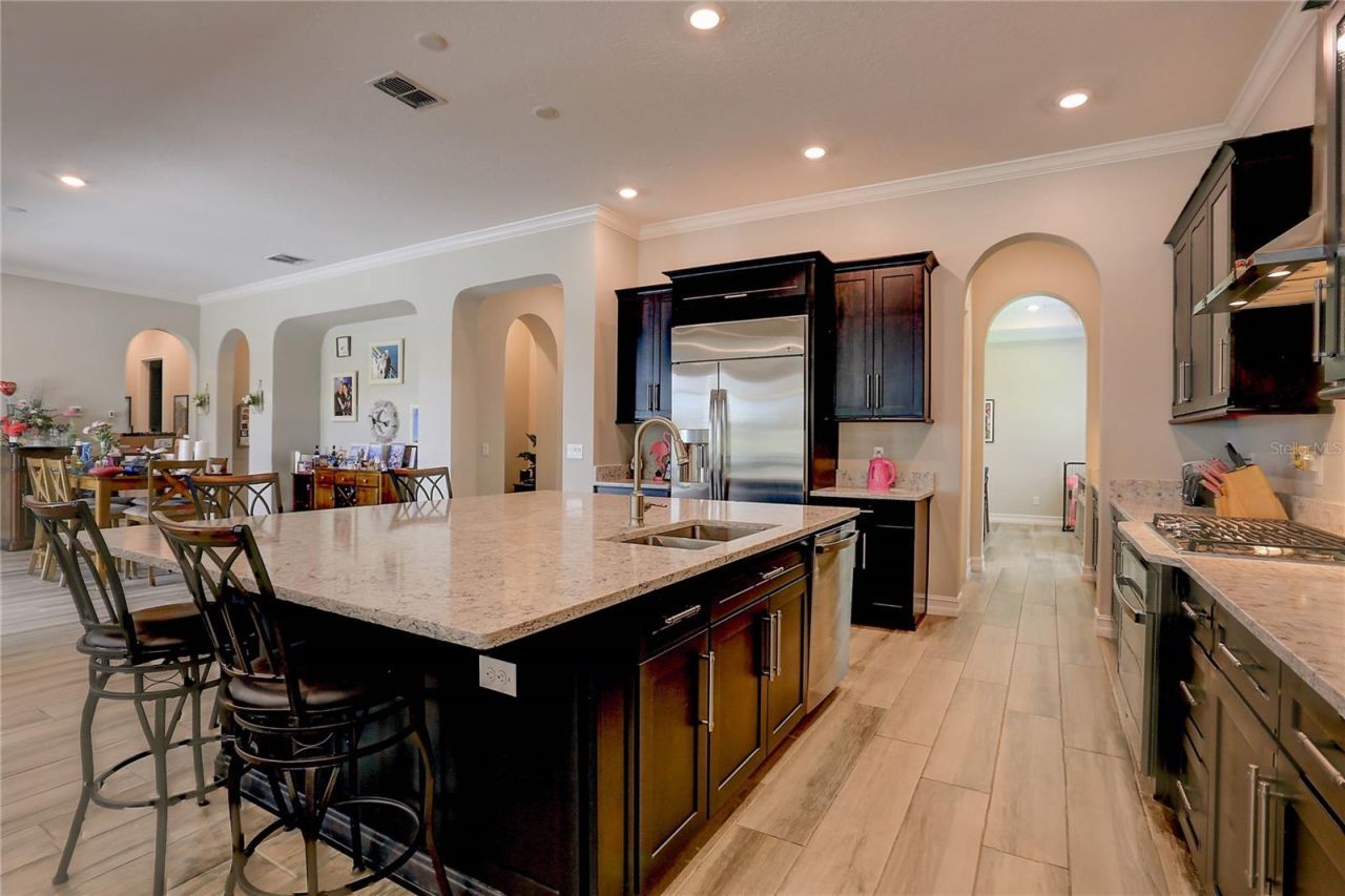 18014 Woodland View Drive, Lutz, FL 33548 Photo