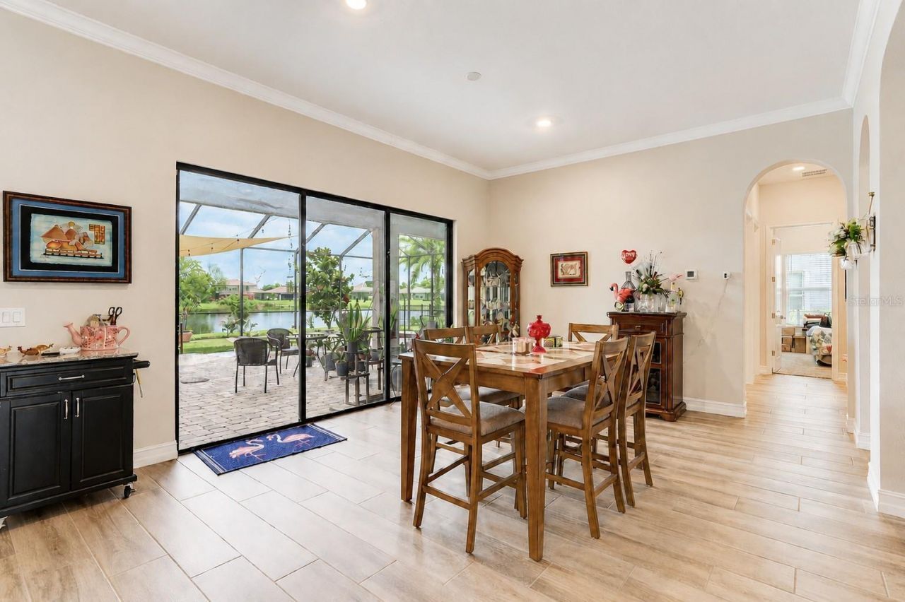 18014 Woodland View Drive, Lutz, FL 33548 Photo