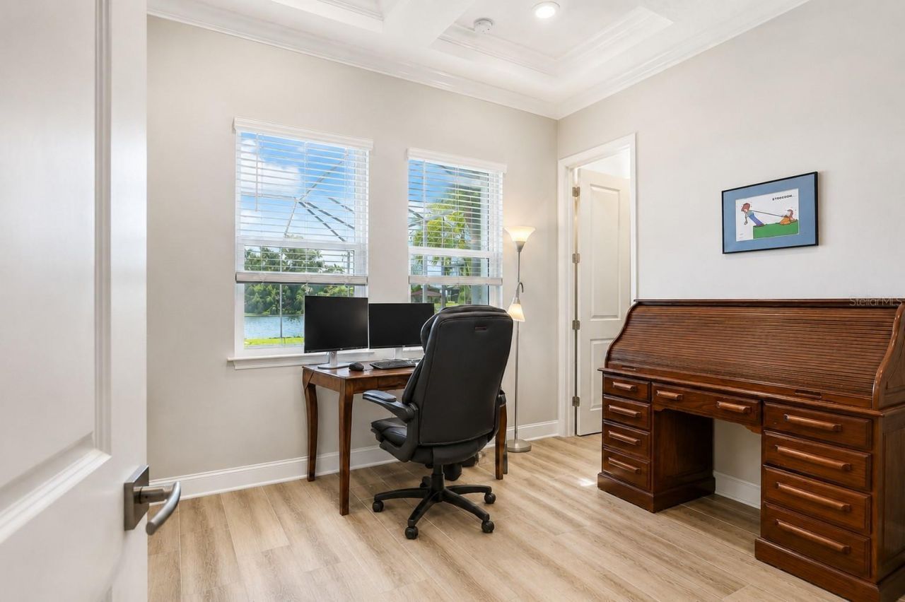 18014 Woodland View Drive, Lutz, FL 33548 Photo
