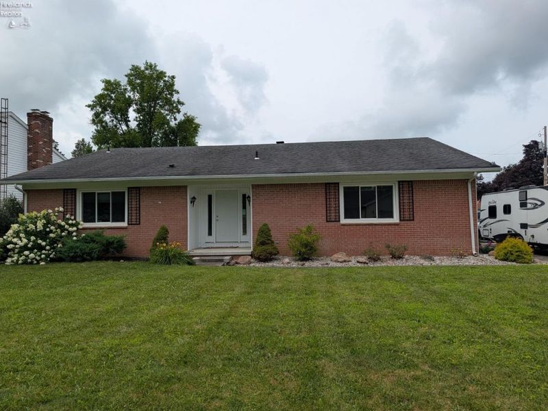 906 Fennimore Street, Fremont, OH 43420 Photo 1