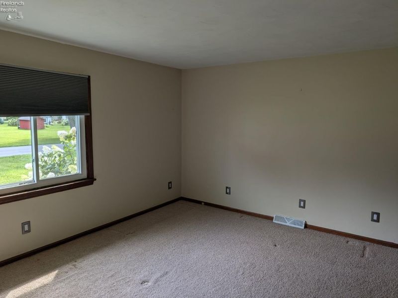 906 Fennimore Street, Fremont, OH 43420 Photo 11