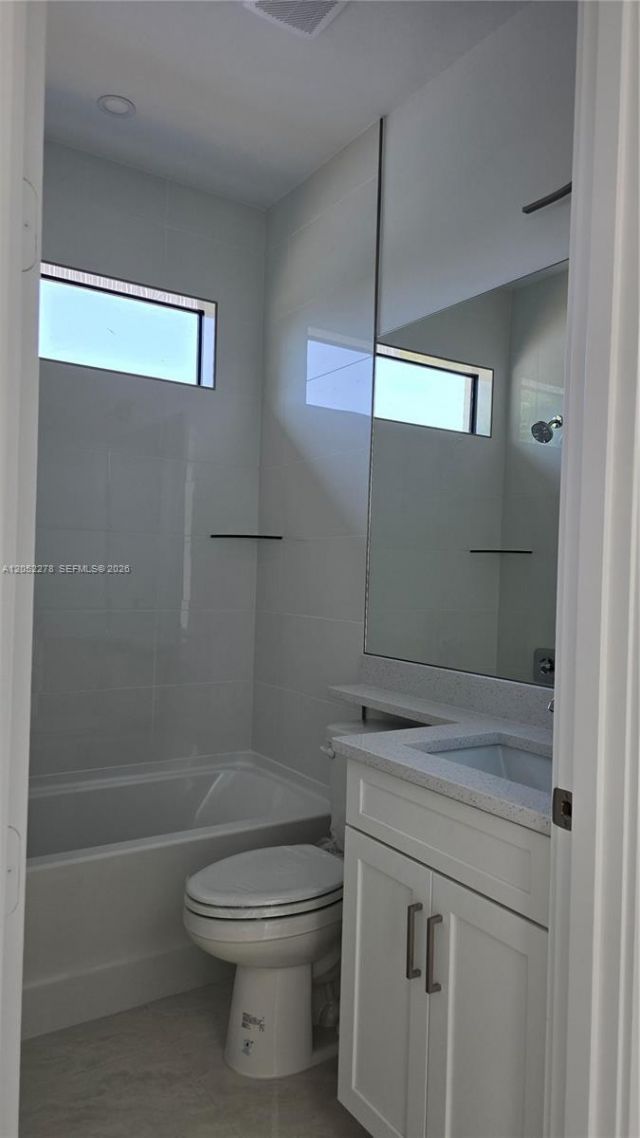 728 N Laplata Ave, Lehigh Acres, FL 33974 Photo