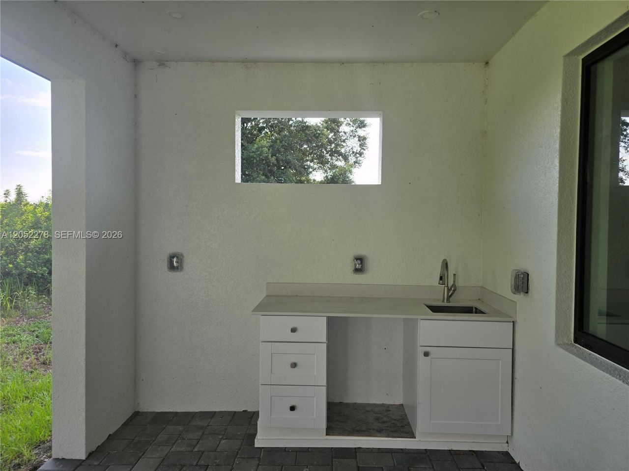 728 N Laplata Ave, Lehigh Acres, FL 33974 Photo