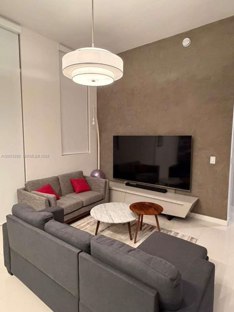 7875 NW 107th Ave , Unit 812, Doral, FL 33178 Photo