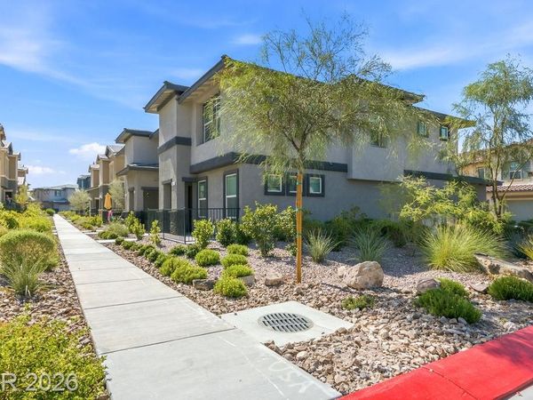 341 Summer Sparrow Avenue, Henderson, NV 89011