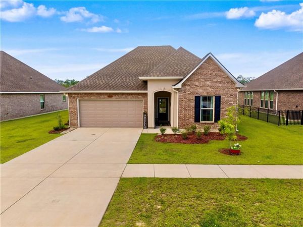 39557 WHITE SAND Lane, Ponchatoula, LA 70454