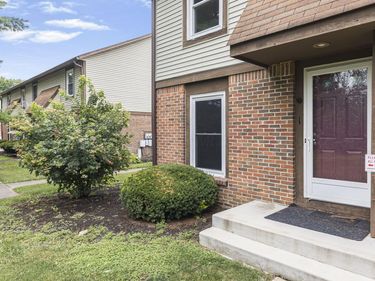 1868 Stanhope Drive, Unit 1, Newark, OH 43055