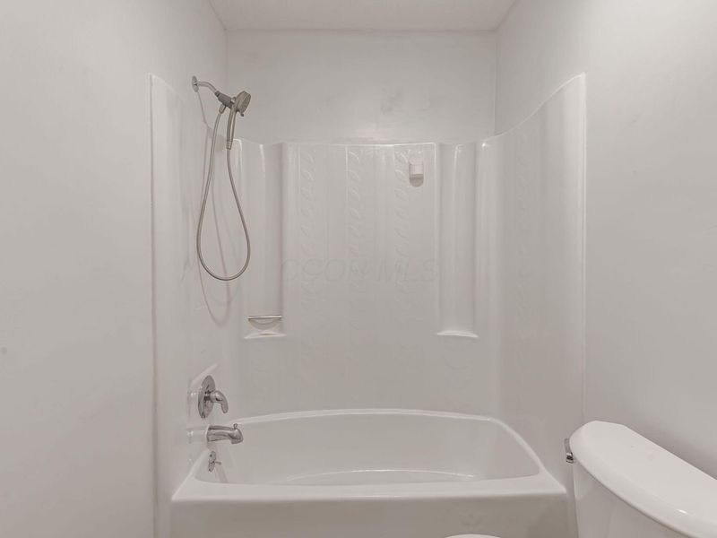 1868 Stanhope Drive , Unit 1, Newark, OH 43055 Photo 17