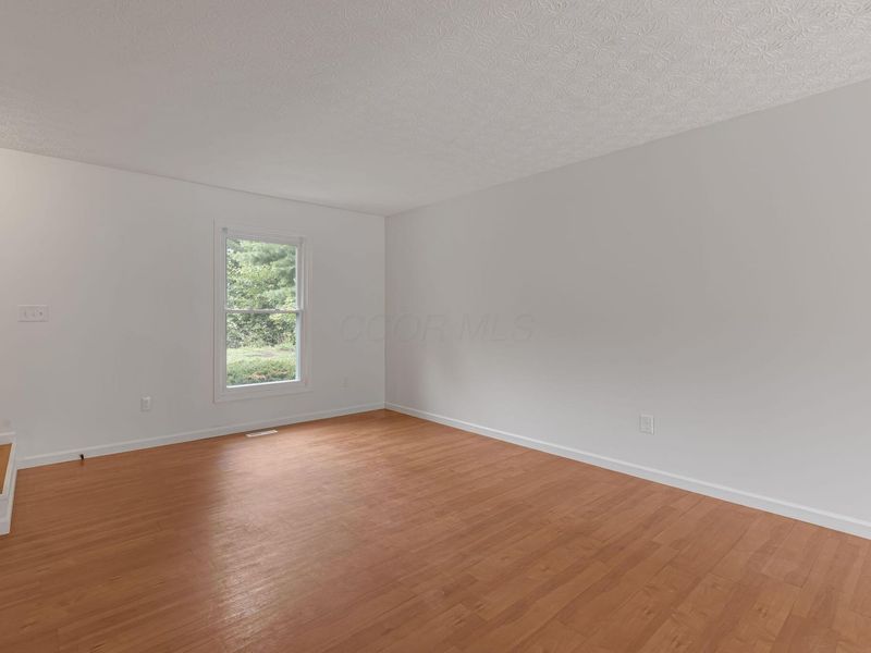 1868 Stanhope Drive , Unit 1, Newark, OH 43055 Photo 4