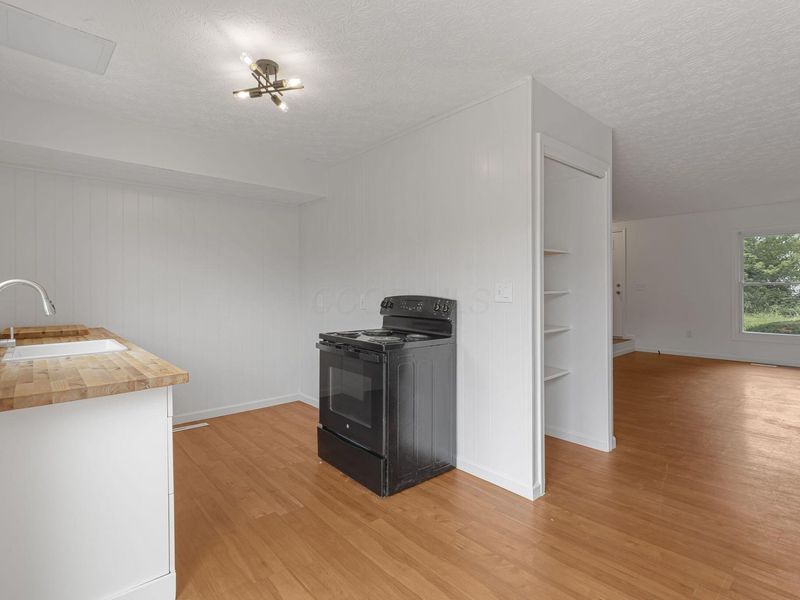 1868 Stanhope Drive , Unit 1, Newark, OH 43055 Photo 6