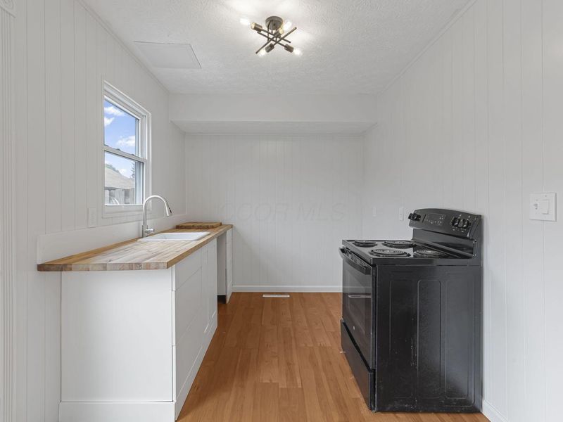 1868 Stanhope Drive , Unit 1, Newark, OH 43055 Photo 9