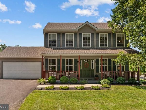 24 HENDRICKS ROAD, PERKIOMENVILLE, PA 18074