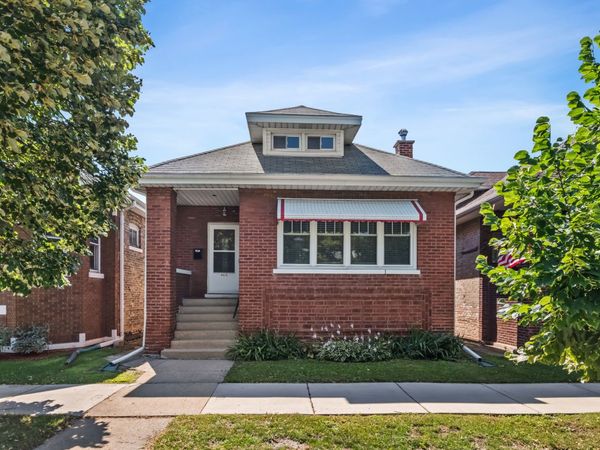 4839 N Kentucky Avenue , Chicago, IL 60630