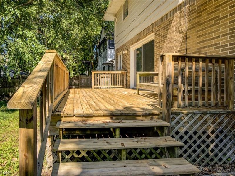 18212 Cornwall Road, Cleveland, OH 44119 Photo 19