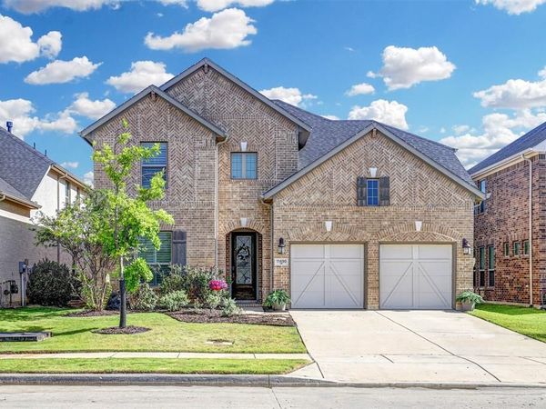 11490 Misty Ridge Drive, Flower Mound, TX 76262