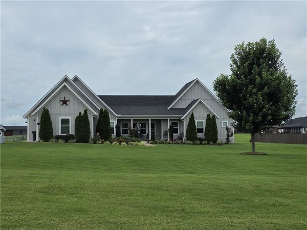 11985 Viney Grove Road , Prairie Grove, AR 72753