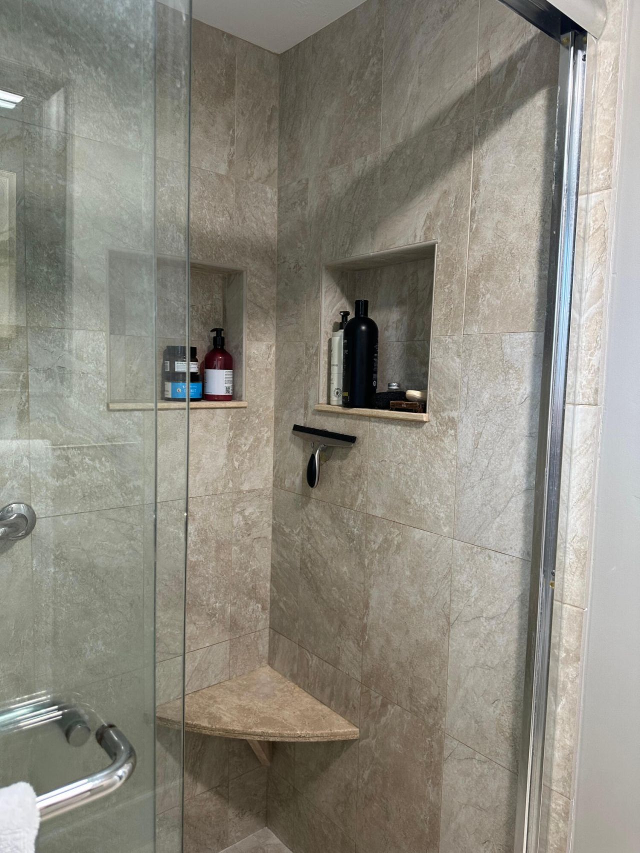 2000 Overseas Highway, Unit APT 4G, Marathon, FL 33050 Photo