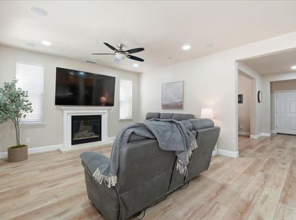 914 Campfire Cir, Rocklin, CA 95765 Photo