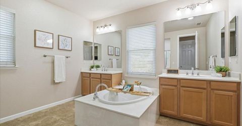 914 Campfire Cir, Rocklin, CA 95765 Photo