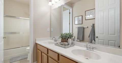914 Campfire Cir, Rocklin, CA 95765 Photo