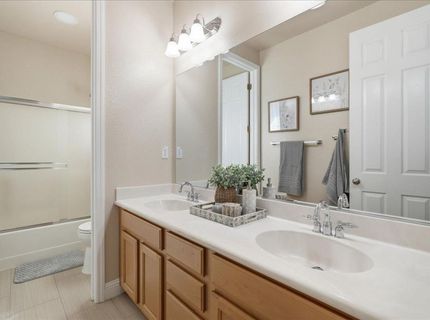 914 Campfire Cir, Rocklin, CA 95765 Photo