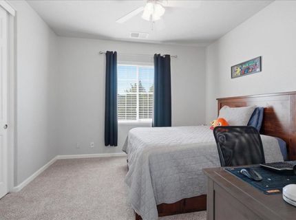 914 Campfire Cir, Rocklin, CA 95765 Photo
